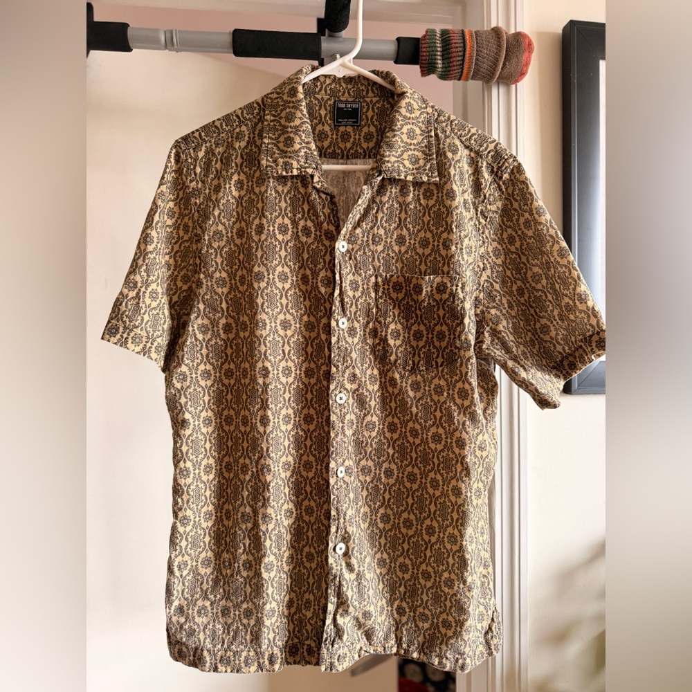 Todd Snyder Short-Sleeve Camp Collar Button-Down Shirt